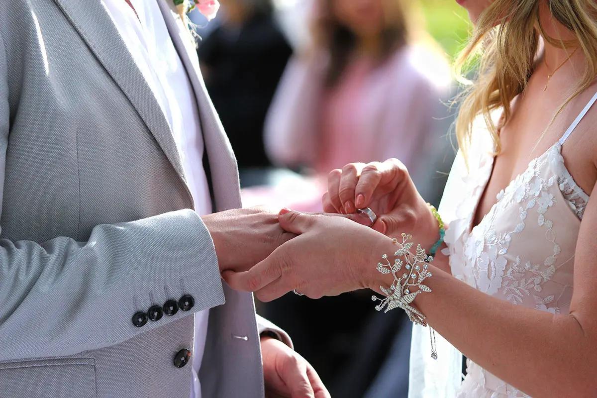 Comunicate con Zadys Herrera, Sacerdotisa - Bodas simbólicas y espirituales